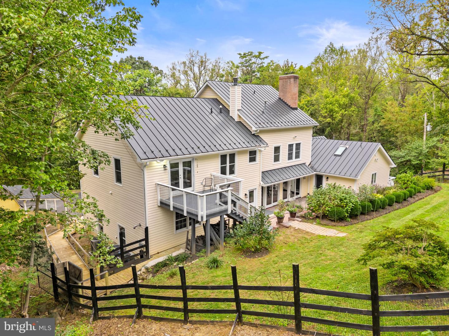 Lovettsville, Virginia, 20180, United States, ,2 BathroomsBathrooms,Residential,Active,1954034