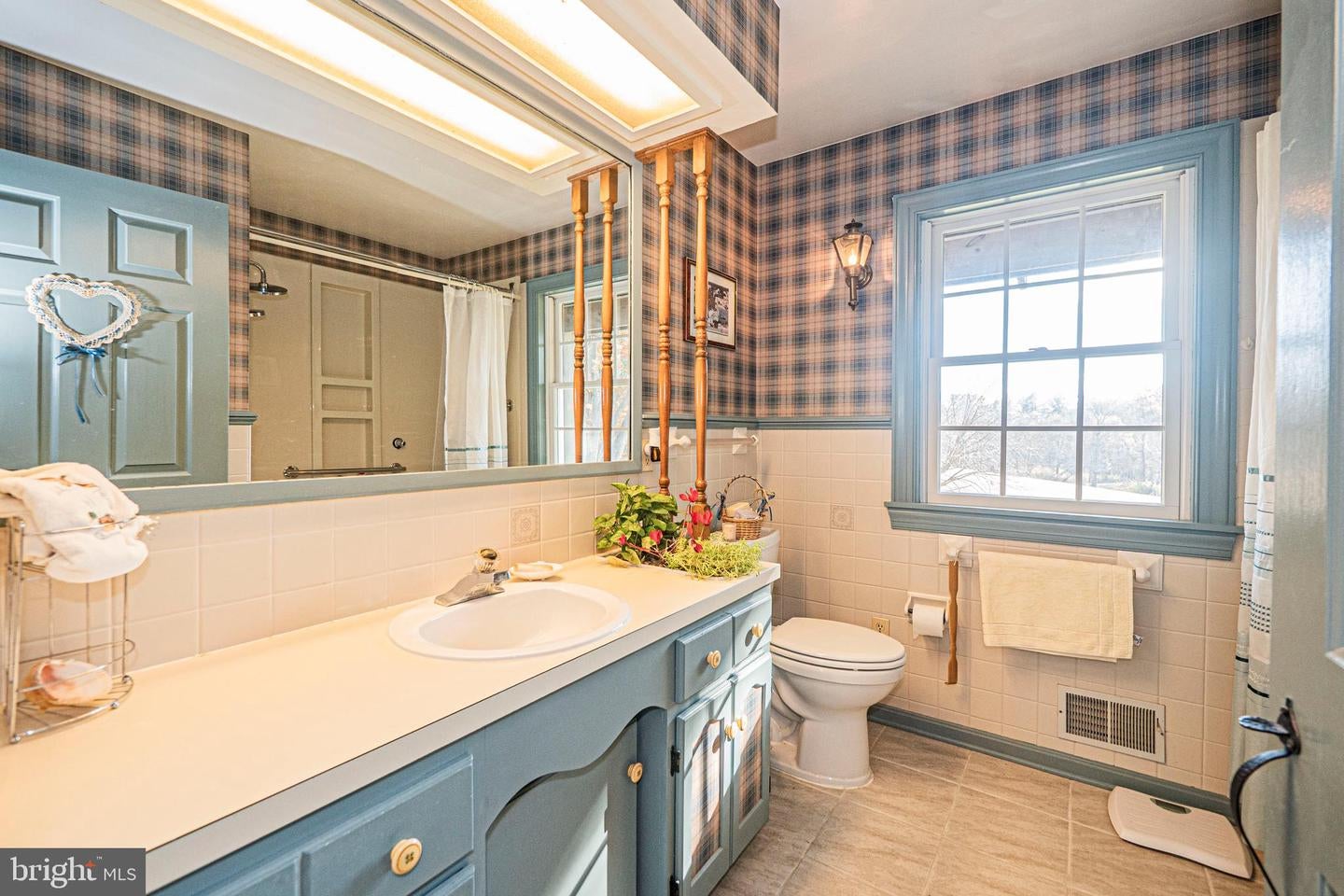 Upperco, Maryland, 21155, United States, 4 Bedrooms Bedrooms, ,3 BathroomsBathrooms,Residential,Active,1992243