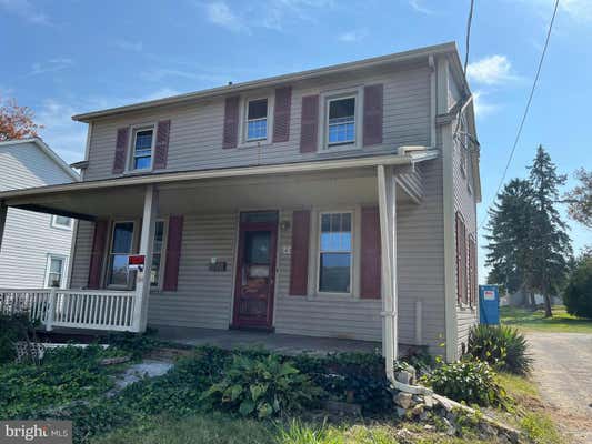 144 W CONESTOGA ST, NEW HOLLAND, PA 17557 - Image 1