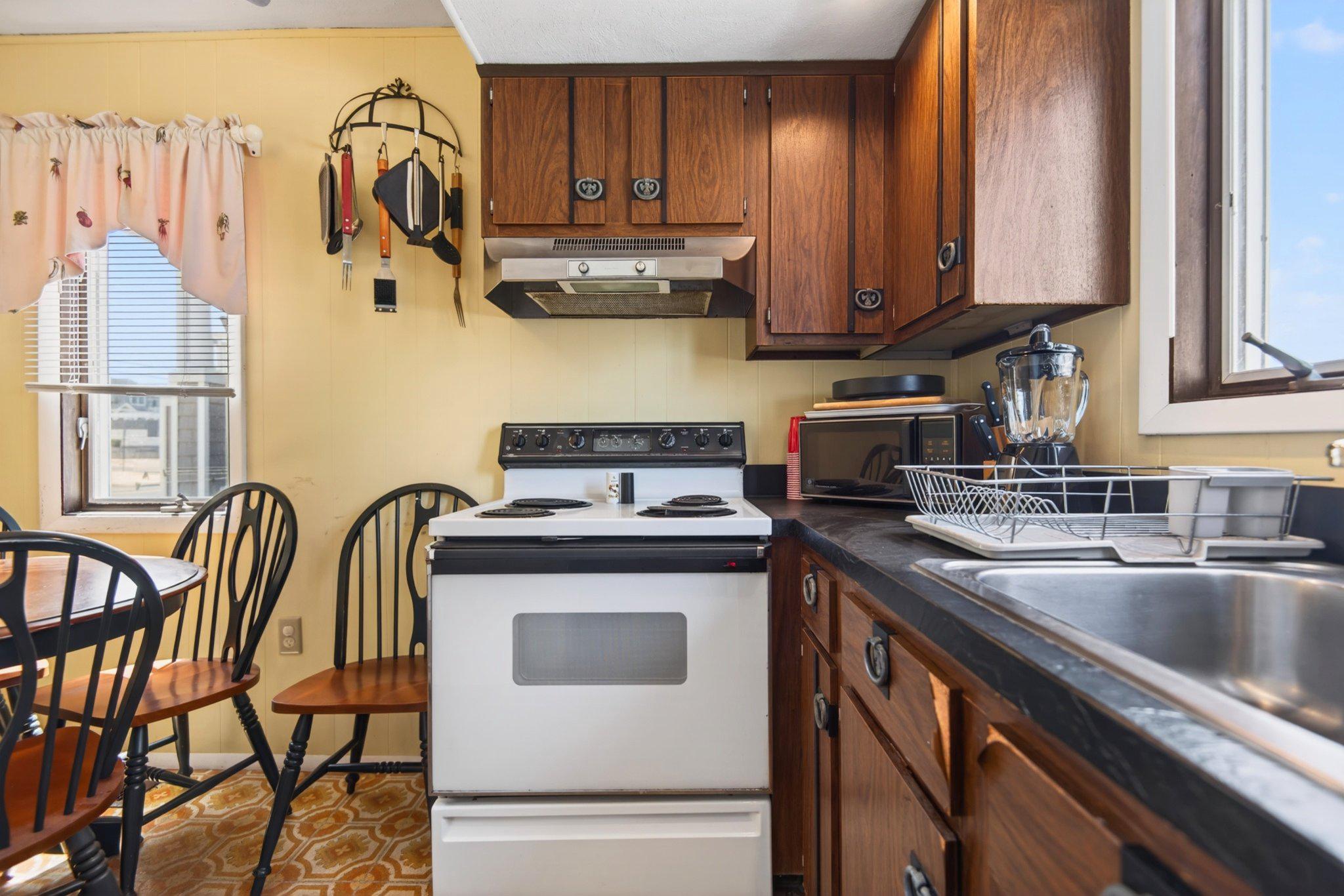 Long Beach Twp, New Jersey, 08008, United States, 8 Bedrooms Bedrooms, ,4 BathroomsBathrooms,Residential,Active,2021663