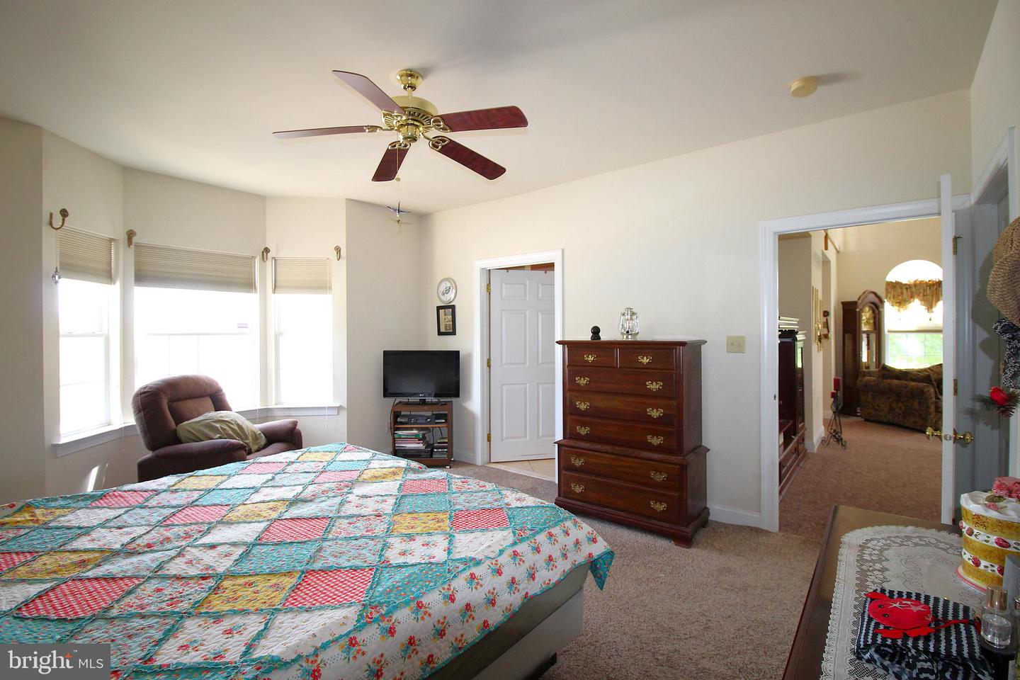 Chalfont, Pennsylvania, 18914, United States, 5 Bedrooms Bedrooms, ,4 BathroomsBathrooms,Residential,Active,1936623