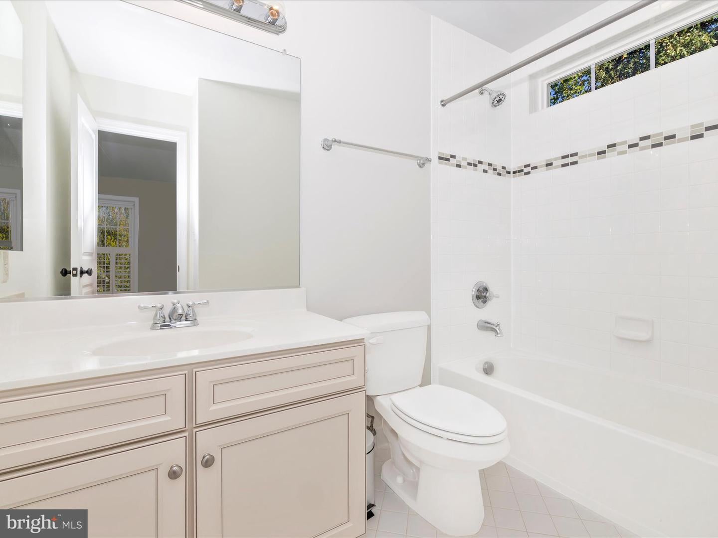 North Potomac, Maryland, 20878, United States, 4 Bedrooms Bedrooms, ,4 BathroomsBathrooms,Residential,Active,1968118