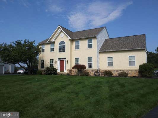 137 CONNOR DR, ROYERSFORD, PA 19468 - Image 1