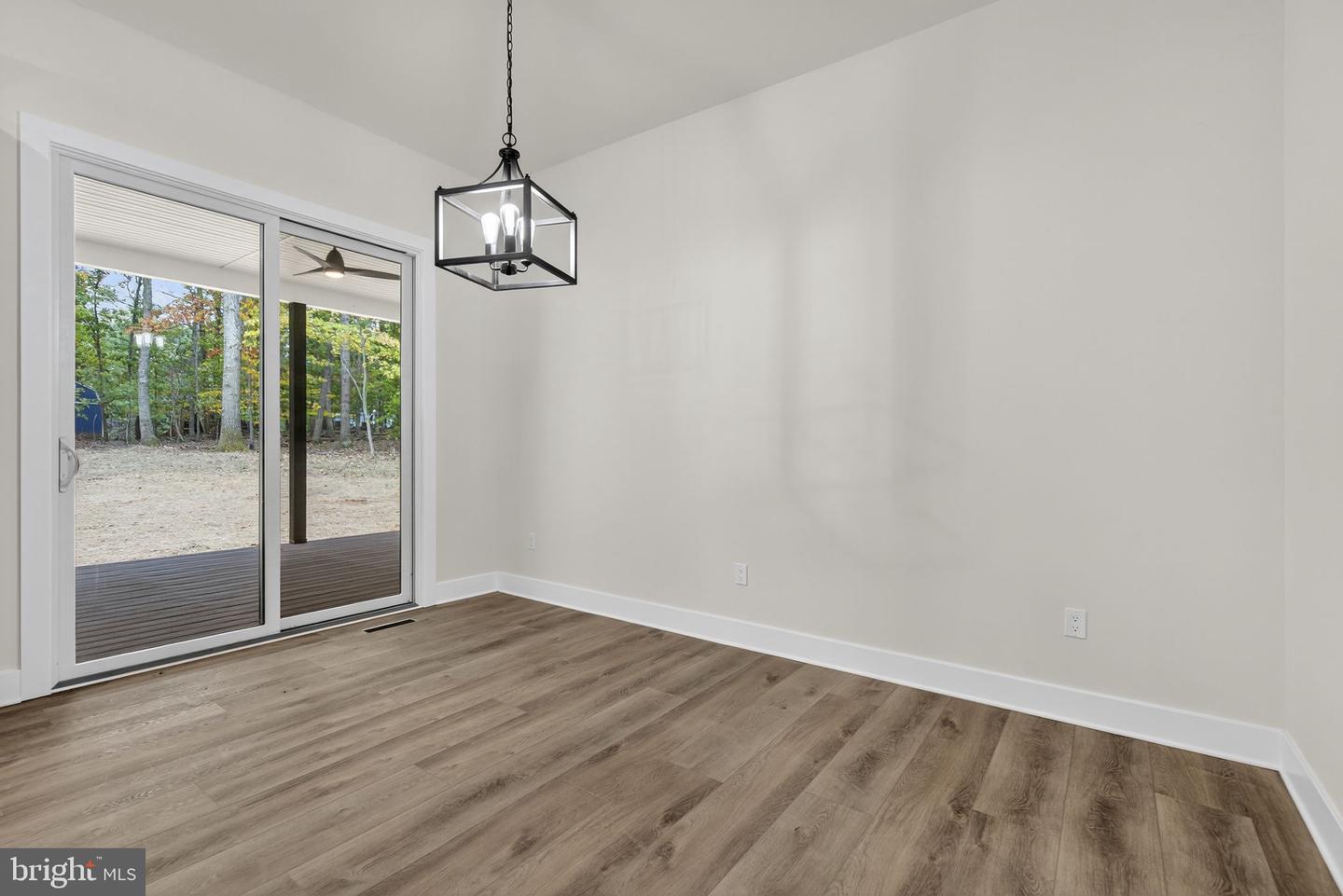 Warrenton, Virginia, 20187, United States, 5 Bedrooms Bedrooms, ,6 BathroomsBathrooms,Residential,Active,2006968