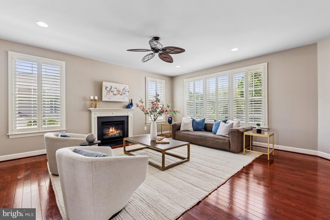 Leesburg, Virginia, 20175, United States, 5 Bedrooms Bedrooms, ,6 BathroomsBathrooms,Residential,Active,1905104