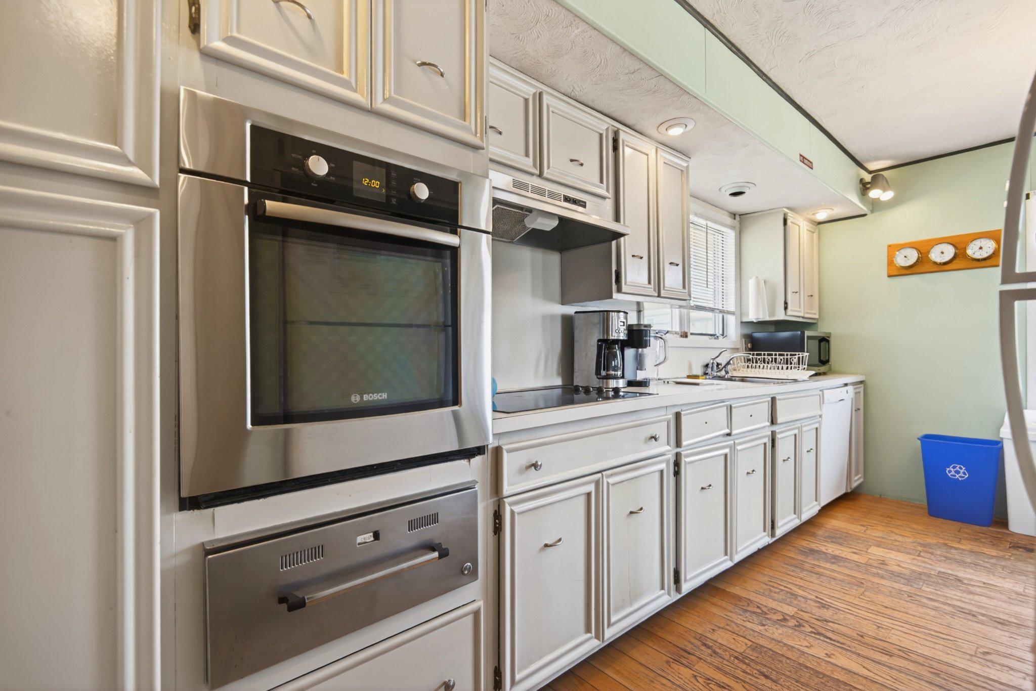 Long Beach Twp, New Jersey, 08008, United States, 8 Bedrooms Bedrooms, ,4 BathroomsBathrooms,Residential,Active,2021663