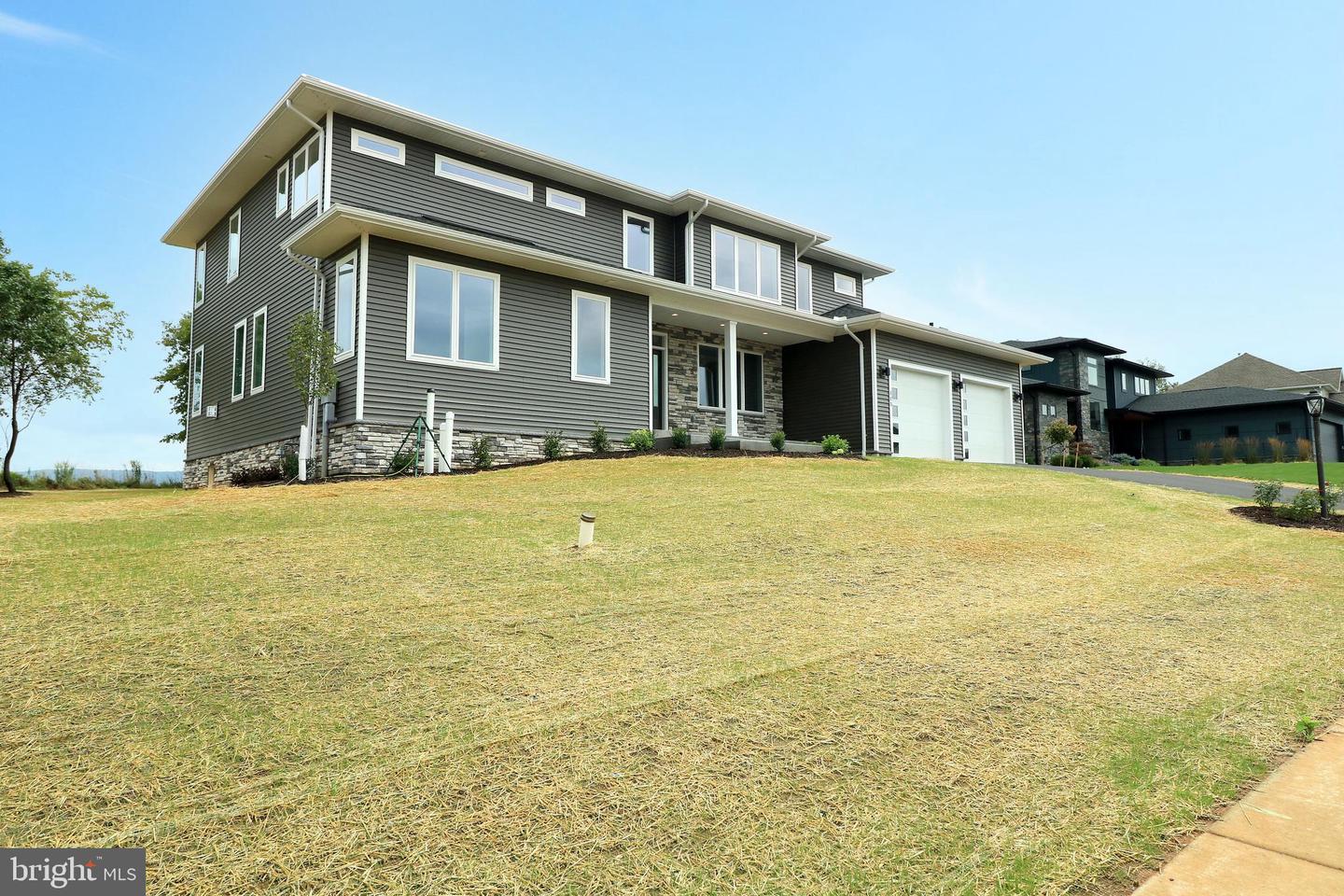 State College, Pennsylvania, 16801, United States, 5 Bedrooms Bedrooms, ,5 BathroomsBathrooms,Residential,Active,2015470