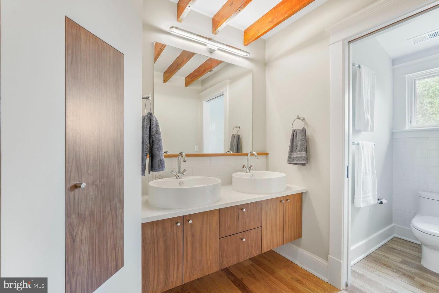 Alexandria, Virginia, 22301, United States, 6 Bedrooms Bedrooms, ,6 BathroomsBathrooms,Residential,Active,1825083