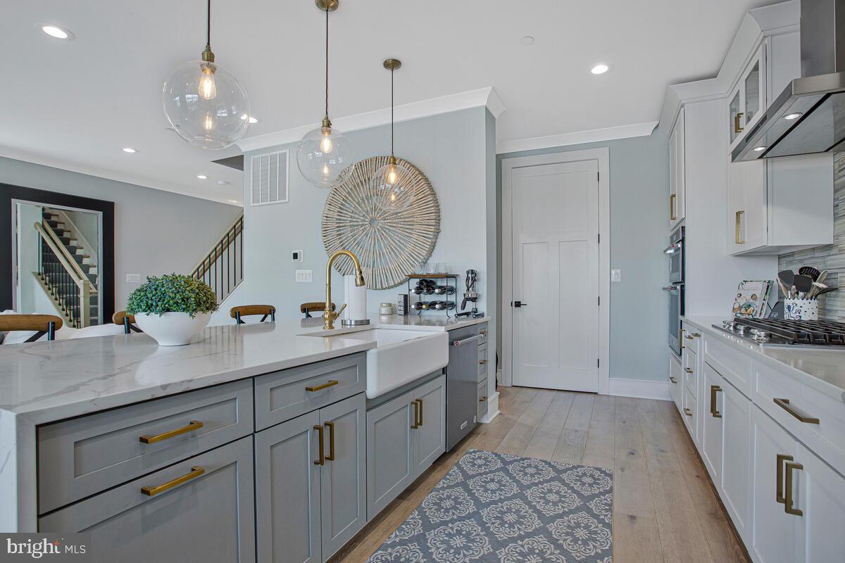 Edgewater, Maryland, 21037, United States, 4 Bedrooms Bedrooms, ,4 BathroomsBathrooms,Residential,Active,2008695