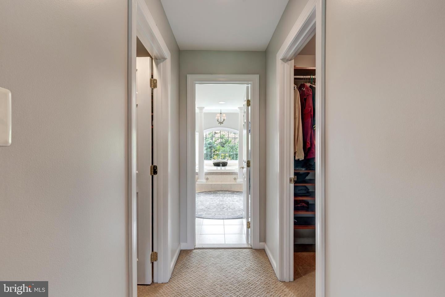 New Windsor, Maryland, 21776, United States, ,5 BathroomsBathrooms,Residential,Active,1829926