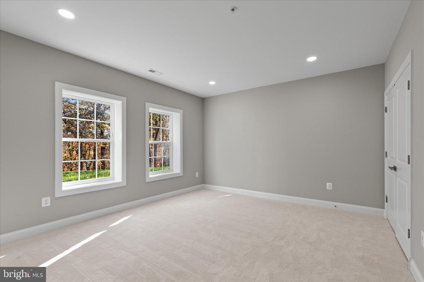 Fort Washington, Maryland, 20744, United States, 5 Bedrooms Bedrooms, ,4 BathroomsBathrooms,Residential,Active,1987253