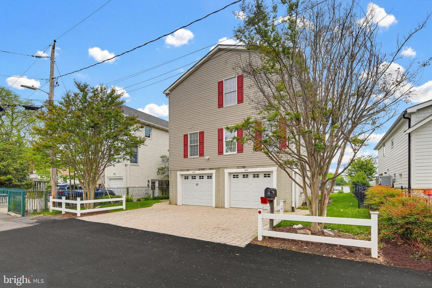 Edgewater, Maryland, 21037, United States, 3 Bedrooms Bedrooms, ,3 BathroomsBathrooms,Residential,Active,2028218