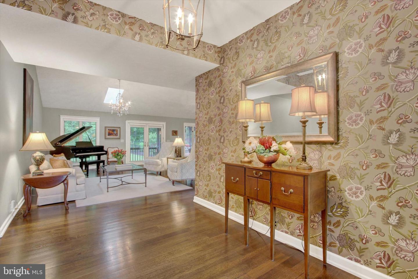 Hanover, Pennsylvania, 17331, United States, ,4 BathroomsBathrooms,Residential,Active,1849526