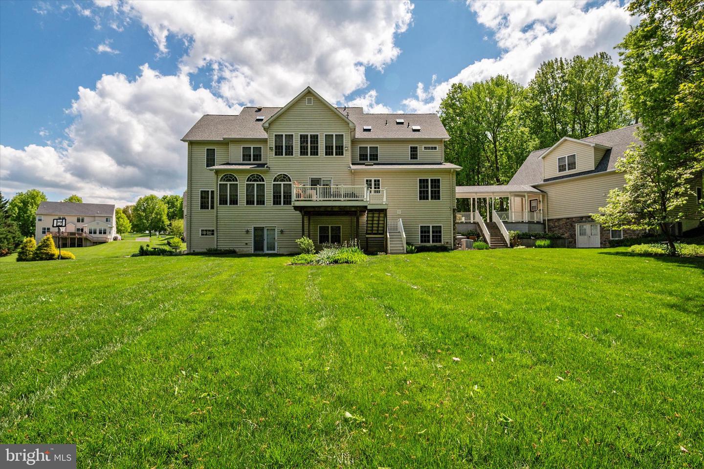 Dunkirk, Maryland, 20754, United States, 8 Bedrooms Bedrooms, ,9 BathroomsBathrooms,Residential,Active,2052010