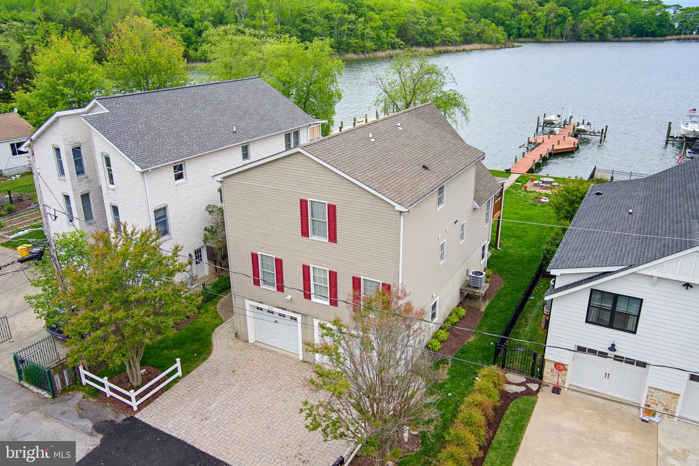 Edgewater, Maryland, 21037, United States, 3 Bedrooms Bedrooms, ,3 BathroomsBathrooms,Residential,Active,2028218