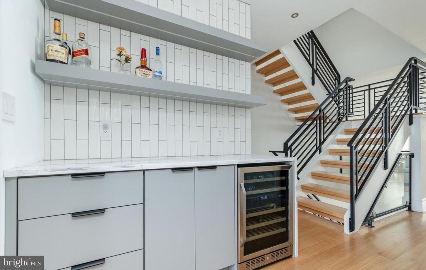 Philadelphia, Pennsylvania, 19125, United States, 4 Bedrooms Bedrooms, ,4 BathroomsBathrooms,Residential,Active,2008922