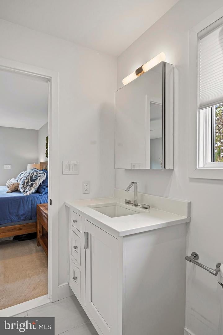 Arnold, Maryland, 21012, United States, 4 Bedrooms Bedrooms, ,4 BathroomsBathrooms,Residential,Active,2045804
