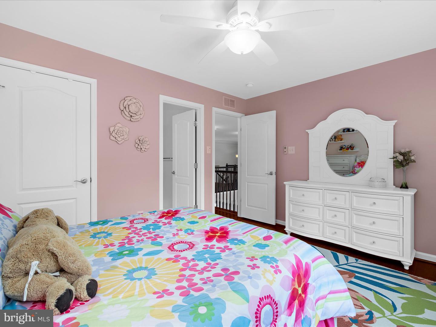 Ellicott City, Maryland, 21042, United States, 6 Bedrooms Bedrooms, ,5 BathroomsBathrooms,Residential,Active,1914763