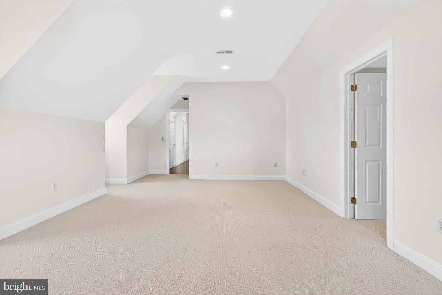 Rehoboth Beach, Delaware, 19971, United States, 4 Bedrooms Bedrooms, ,4 BathroomsBathrooms,Residential,Active,2035684