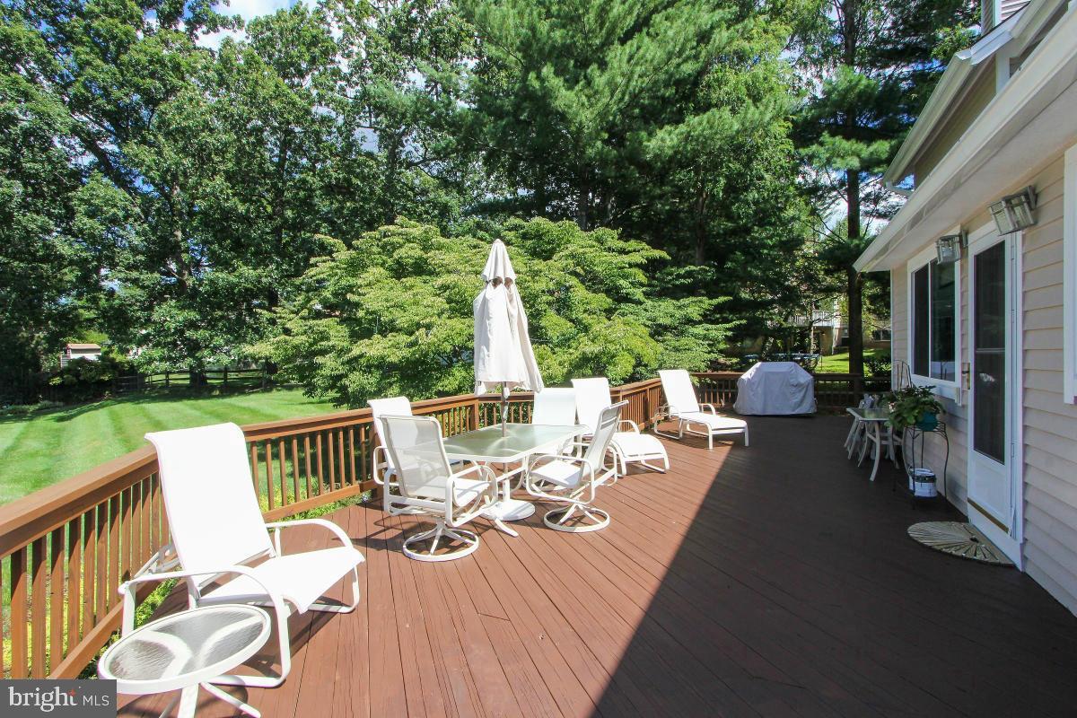North Potomac, Maryland, 20878, United States, 5 Bedrooms Bedrooms, ,4 BathroomsBathrooms,Residential,Active,1888955