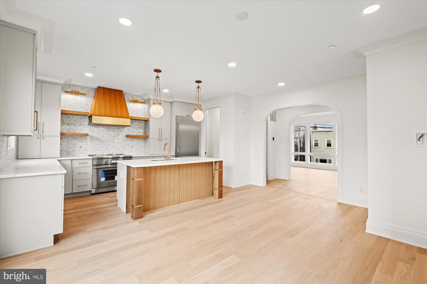 Alexandria, Virginia, 22314, United States, 4 Bedrooms Bedrooms, ,5 BathroomsBathrooms,Residential,Active,1993677