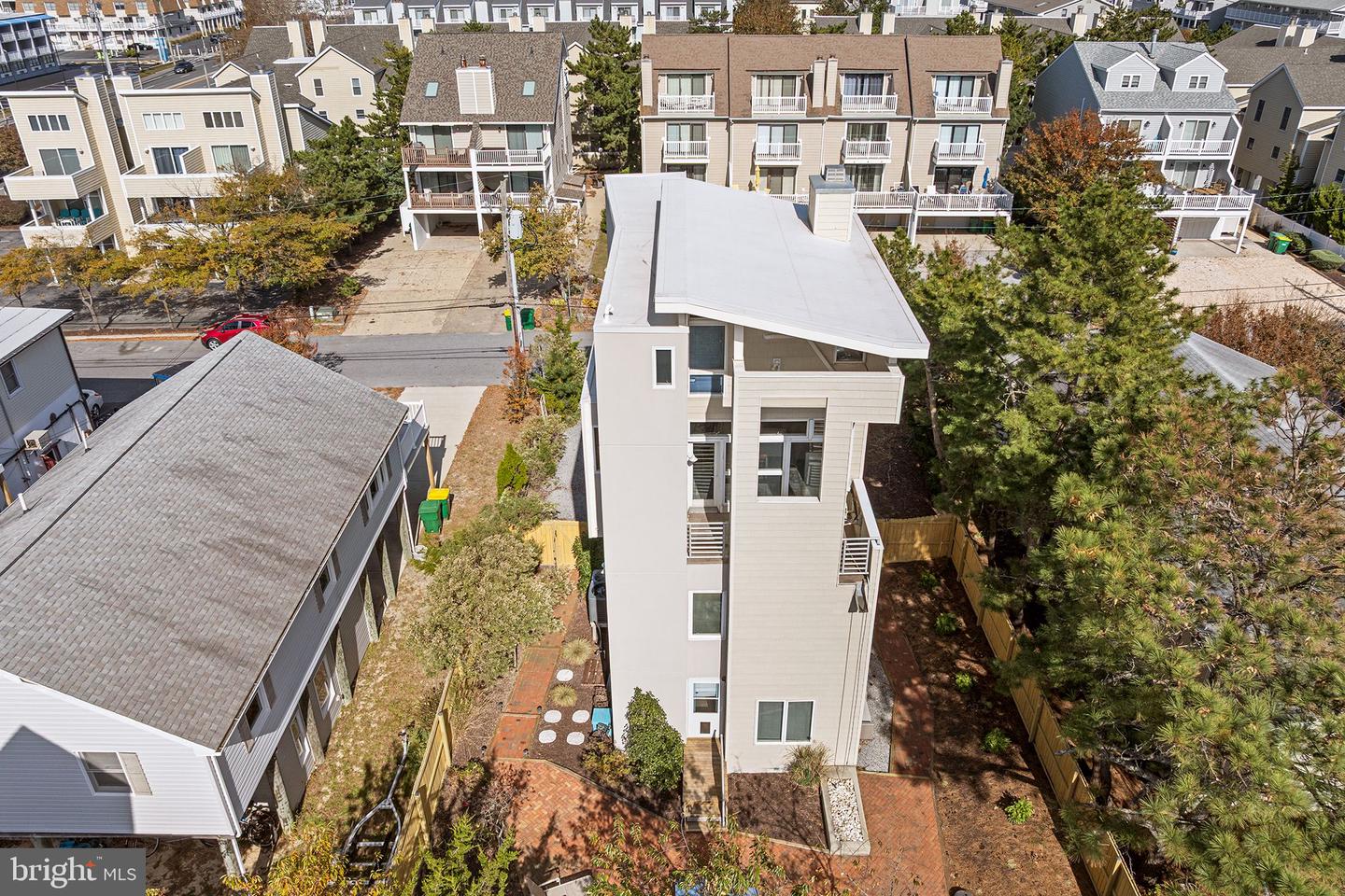 Fenwick Island, Delaware, 19944, United States, 6 Bedrooms Bedrooms, ,6 BathroomsBathrooms,Residential,Active,1973374