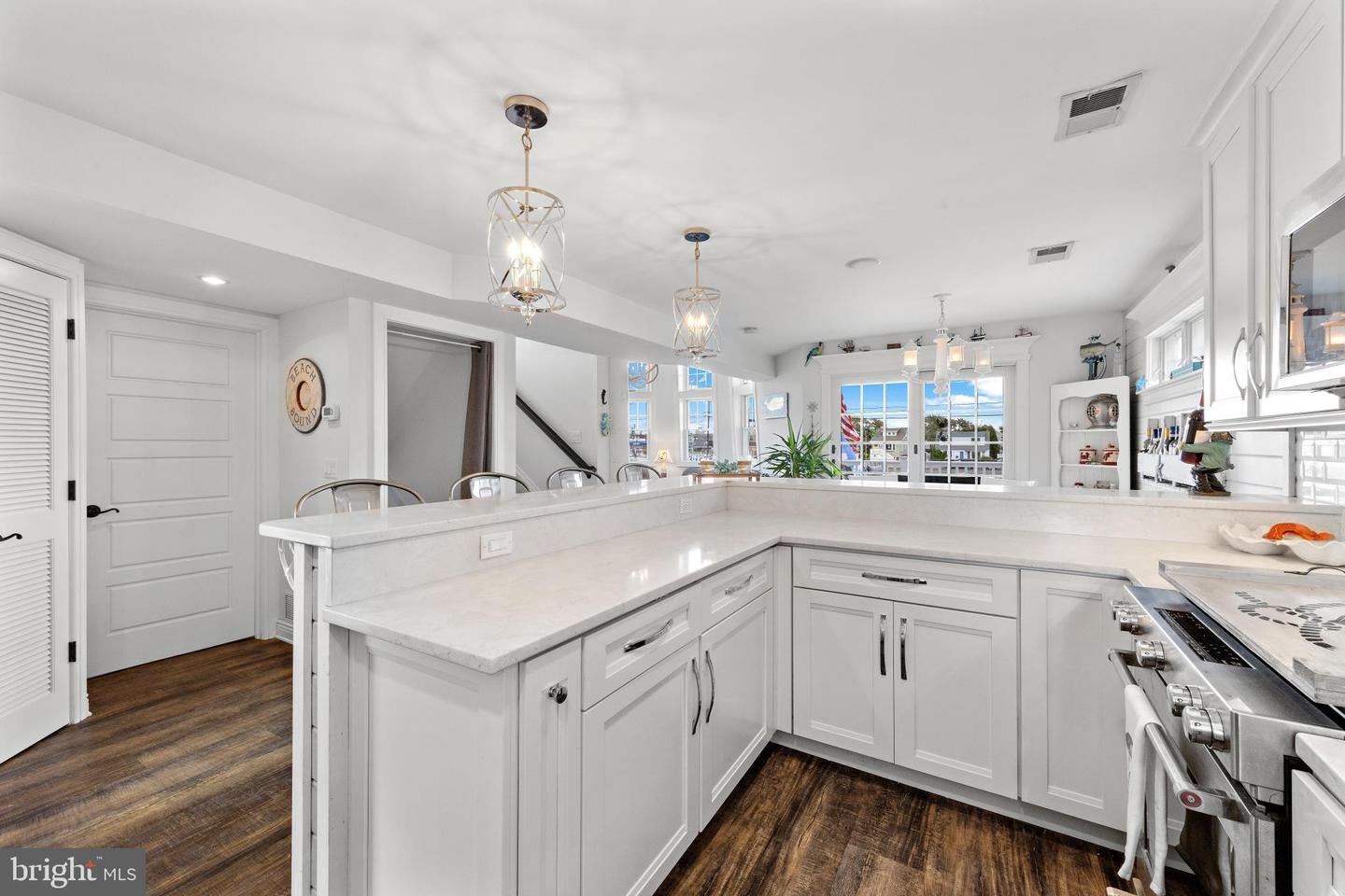 Beach Haven, New Jersey, 08008, United States, 5 Bedrooms Bedrooms, ,4 BathroomsBathrooms,Residential,Active,1941132