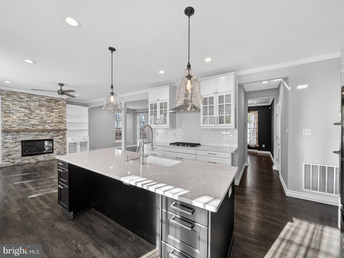 Bethesda, Maryland, 20817, United States, 4 Bedrooms Bedrooms, ,4 BathroomsBathrooms,Residential,Contingent,2006852