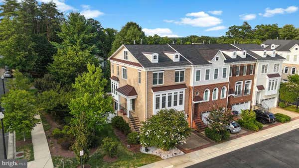 519 HOLLINGSWORTH TER, HERNDON, VA 20170 - Image 1