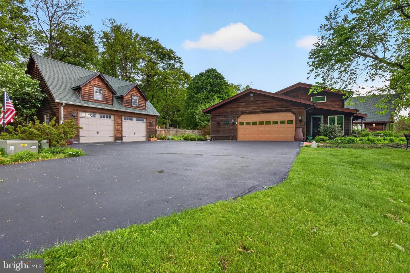 Harrisburg, Pennsylvania, 17112, United States, 3 Bedrooms Bedrooms, ,4 BathroomsBathrooms,Residential,Active,2045613