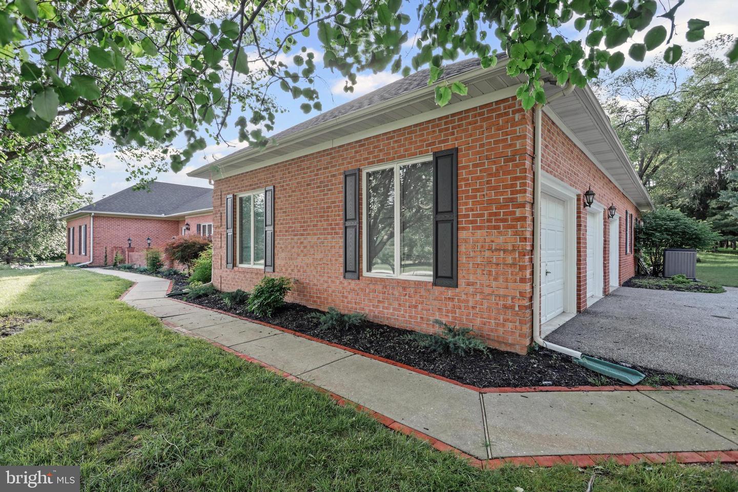 Cockeysville, Maryland, 21030, United States, 7 Bedrooms Bedrooms, ,6 BathroomsBathrooms,Residential,Active,1863326