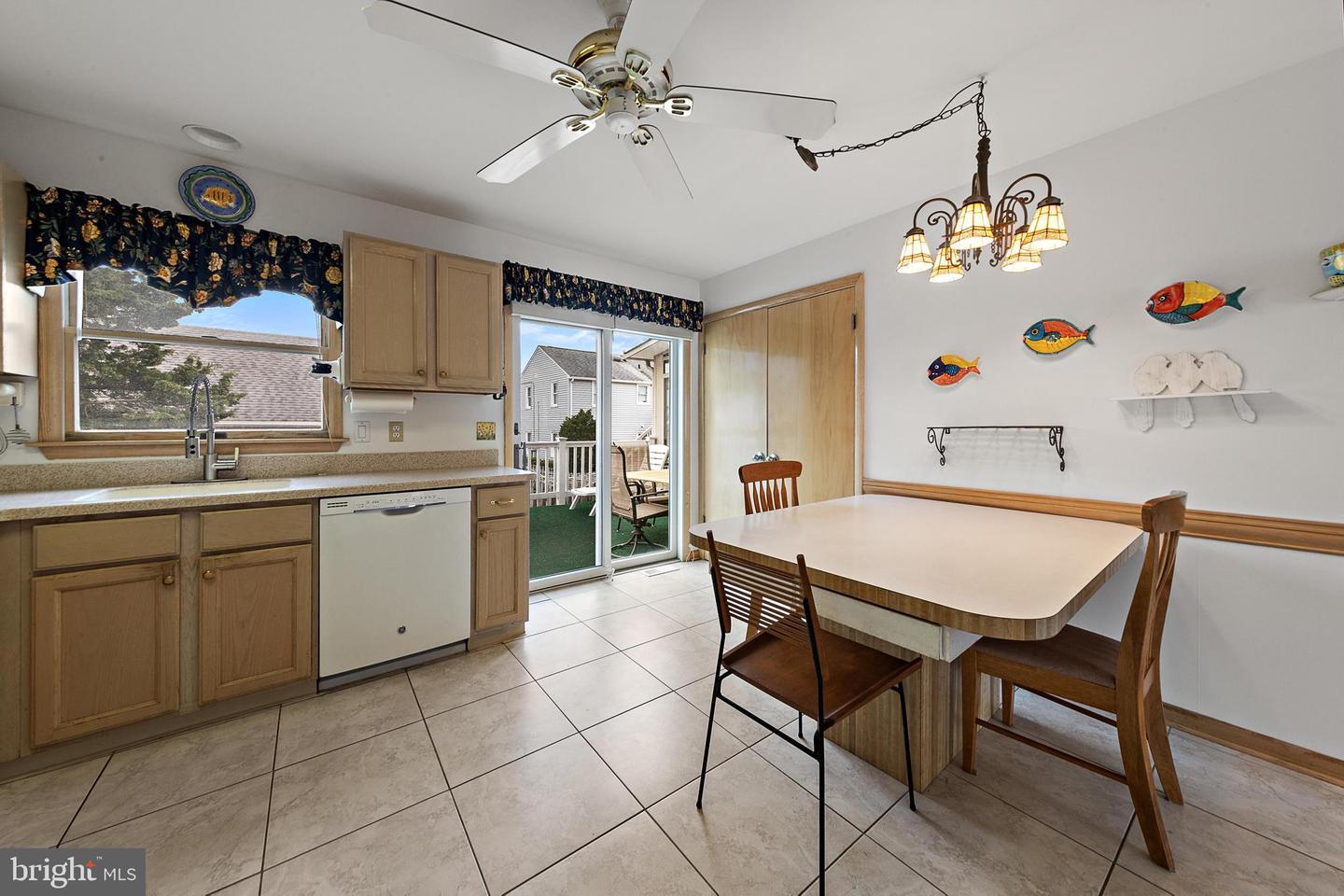 Long Beach Township, New Jersey, 08008, United States, 4 Bedrooms Bedrooms, ,2 BathroomsBathrooms,Residential,Active,1968112