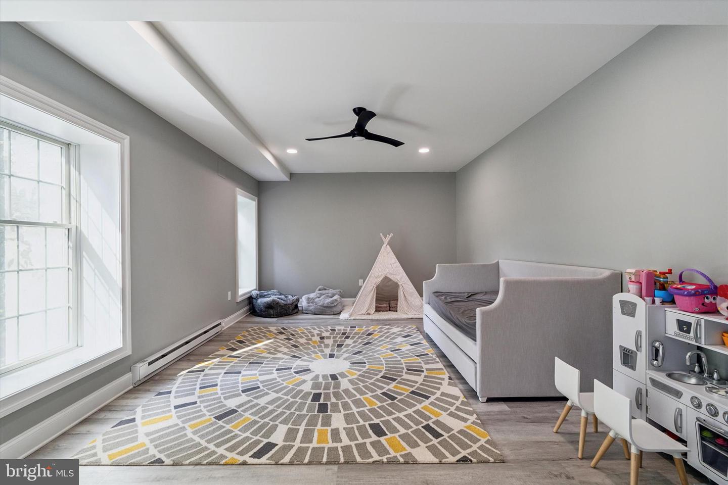 Kennett Square, Pennsylvania, 19348, United States, 5 Bedrooms Bedrooms, ,7 BathroomsBathrooms,Residential,Active,1953669