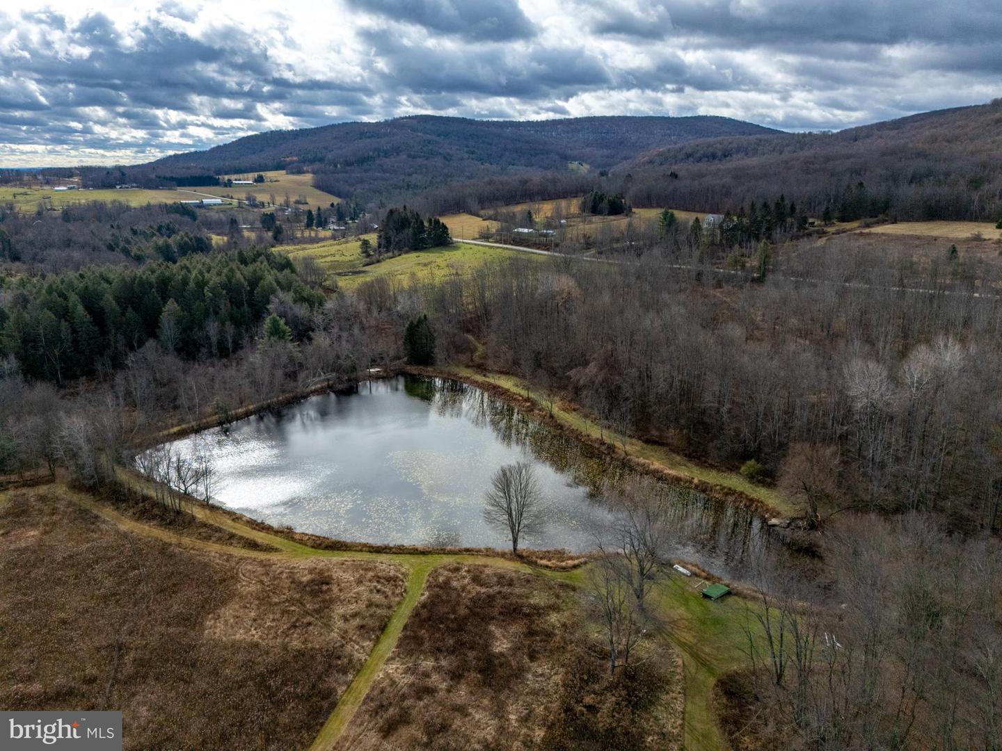 Waymart, Pennsylvania, 18472, United States, 4 Bedrooms Bedrooms, ,2 BathroomsBathrooms,Residential,Active,2007156