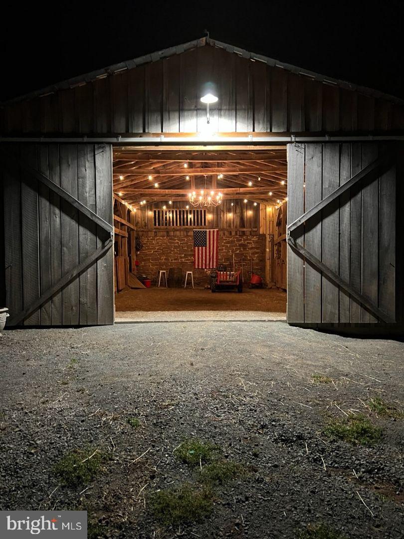 Leesburg, Virginia, 20175, United States, 4 Bedrooms Bedrooms, ,5 BathroomsBathrooms,Residential,Active,2011862