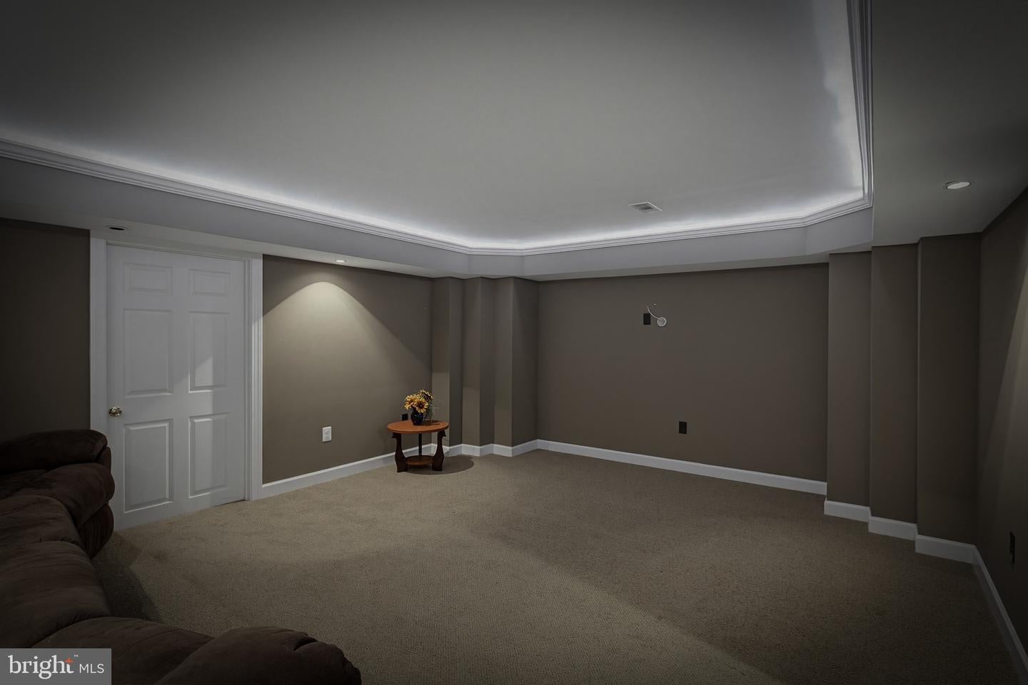 Laurel, Maryland, 20723, United States, 4 Bedrooms Bedrooms, ,5 BathroomsBathrooms,Residential,Active,2041355