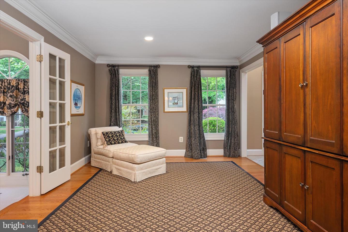 Rockville, Maryland, 20852, United States, 4 Bedrooms Bedrooms, ,4 BathroomsBathrooms,Residential,Active,2045026