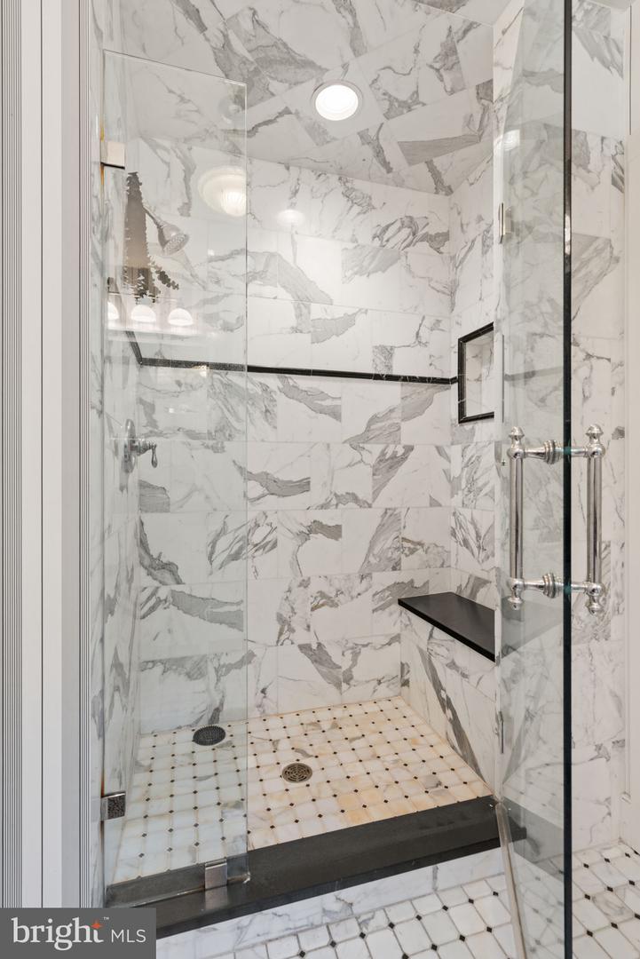 Leesburg, Virginia, 20175, United States, 4 Bedrooms Bedrooms, ,5 BathroomsBathrooms,Residential,Active,2011862