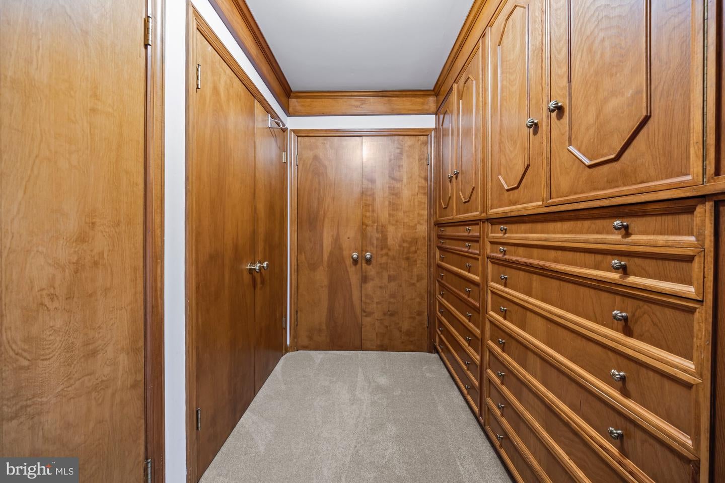 Hammonton, New Jersey, 08037, United States, 5 Bedrooms Bedrooms, ,6 BathroomsBathrooms,Residential,Active,1954441