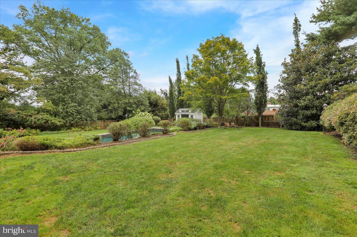 Lancaster, Pennsylvania, 17603, United States, 4 Bedrooms Bedrooms, ,3 BathroomsBathrooms,Residential,Active,1936456