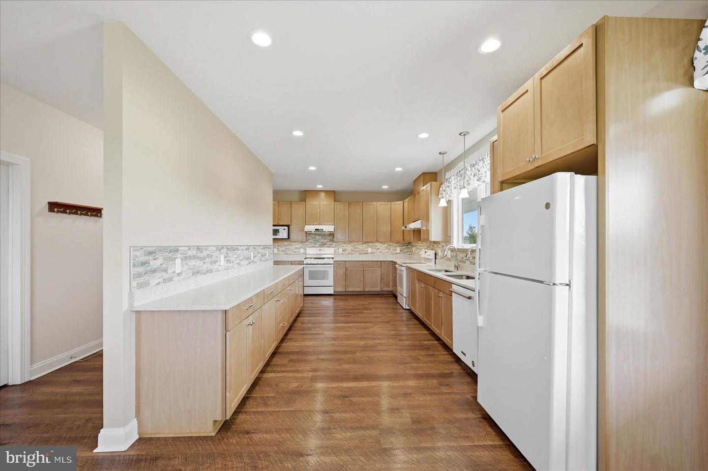 Winchester, Virginia, 22602, United States, 4 Bedrooms Bedrooms, ,4 BathroomsBathrooms,Residential,Active,2025980