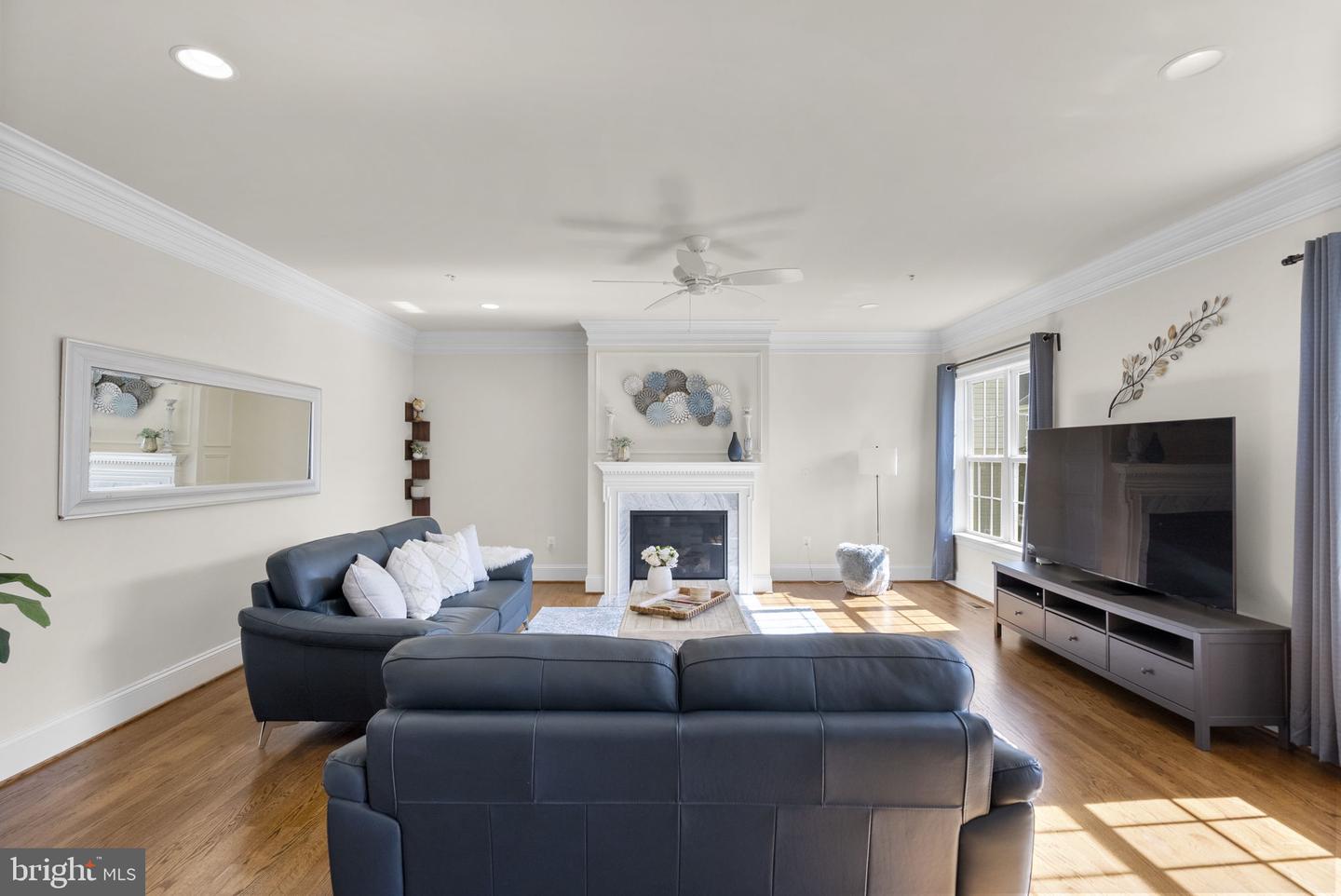 Clarksburg, Maryland, 20871, United States, 4 Bedrooms Bedrooms, ,4 BathroomsBathrooms,Residential,Active,2037095