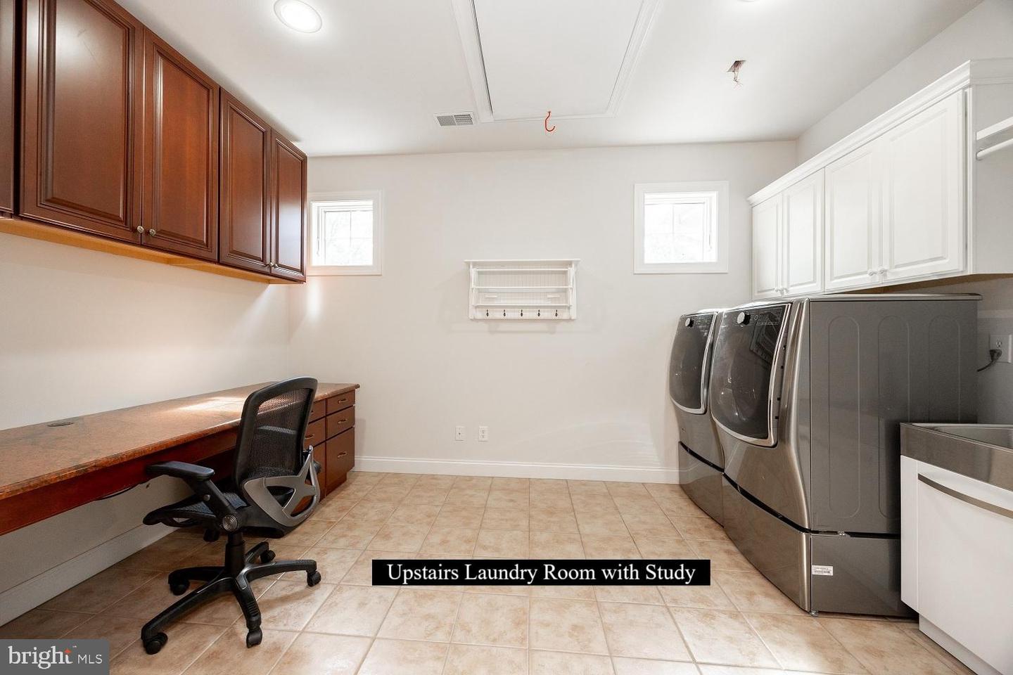 Landenberg, Pennsylvania, 19350, United States, 5 Bedrooms Bedrooms, ,6 BathroomsBathrooms,Residential,Active,1965819