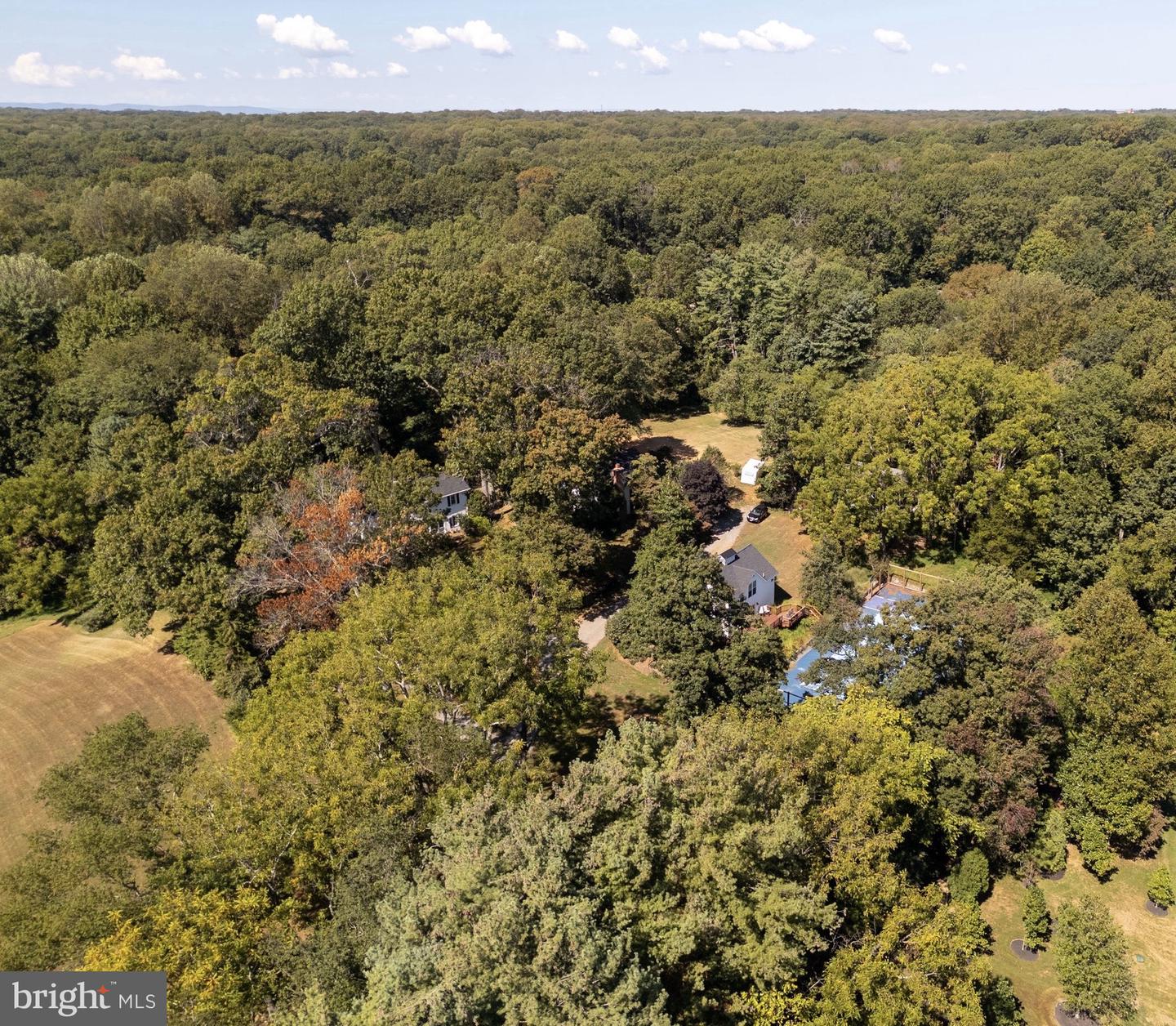 Oakton, Virginia, 22124, United States, 6 Bedrooms Bedrooms, ,8 BathroomsBathrooms,Residential,Active,1945467