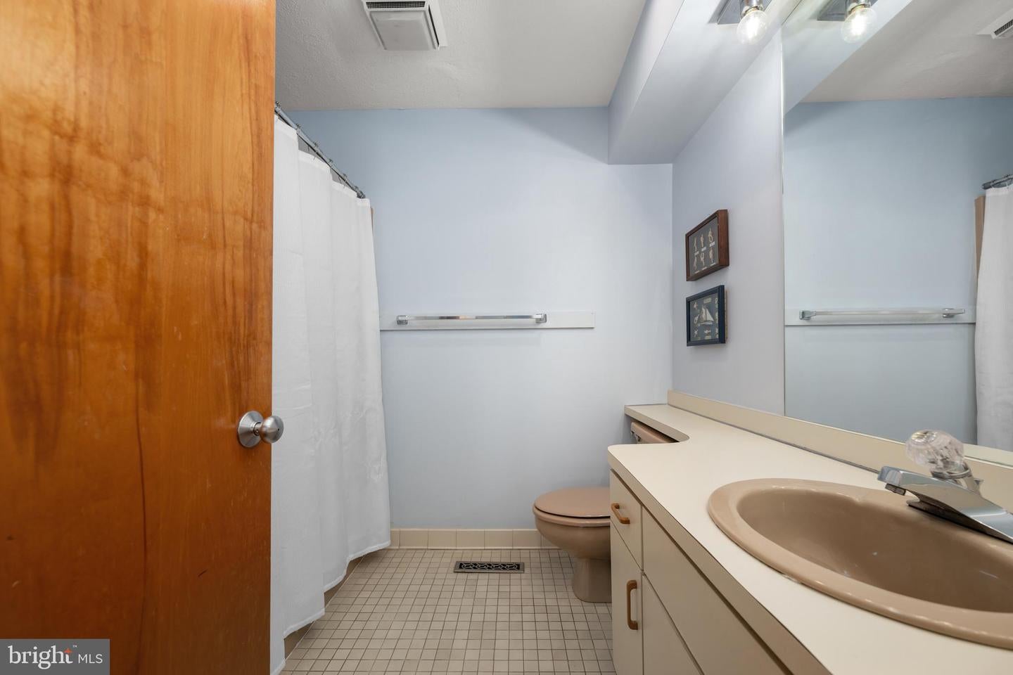 Dewey Beach, Delaware, 19971, United States, 4 Bedrooms Bedrooms, ,4 BathroomsBathrooms,Residential,Active,1941142
