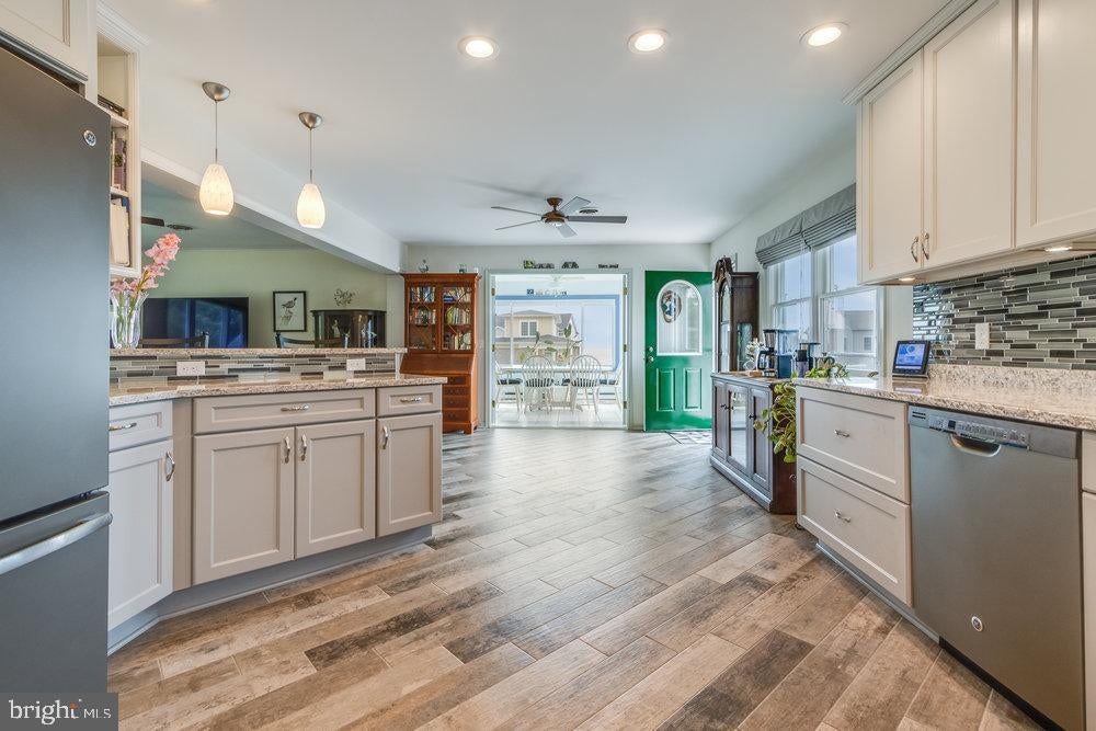 Lewes, Delaware, 19958, United States, 4 Bedrooms Bedrooms, ,3 BathroomsBathrooms,Residential,Active,1710689