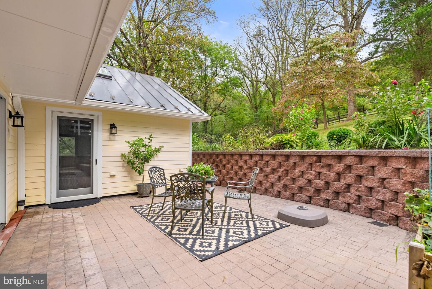 Lovettsville, Virginia, 20180, United States, ,2 BathroomsBathrooms,Residential,Active,1954034