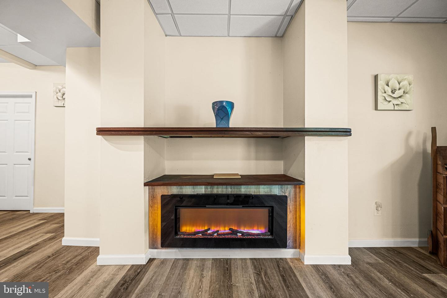 Wallingford, Pennsylvania, 19086, United States, 5 Bedrooms Bedrooms, ,6 BathroomsBathrooms,Residential,Active,1869134