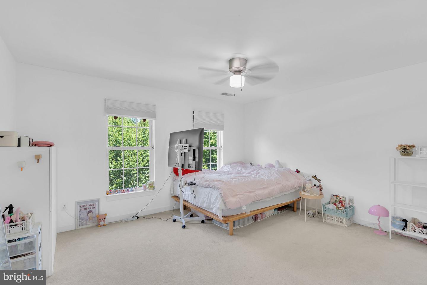 Manassas, Virginia, 20112, United States, 6 Bedrooms Bedrooms, ,5 BathroomsBathrooms,Residential,Active,2052030