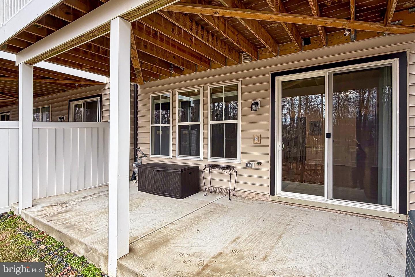 Fairfax, Virginia, 22033, United States, 4 Bedrooms Bedrooms, ,5 BathroomsBathrooms,Residential,Active,2010219